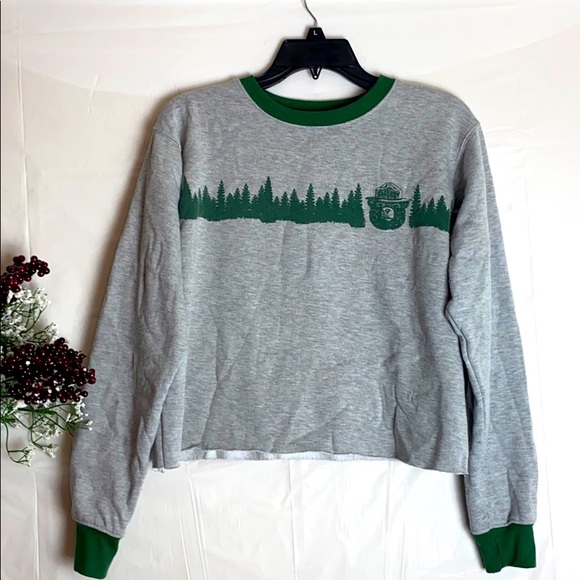 Sweaters - Women Sweater/ Size: L